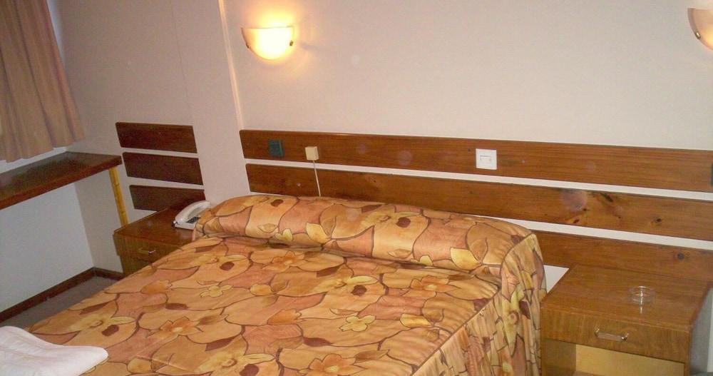 Hotel San Rafael エクステリア 写真