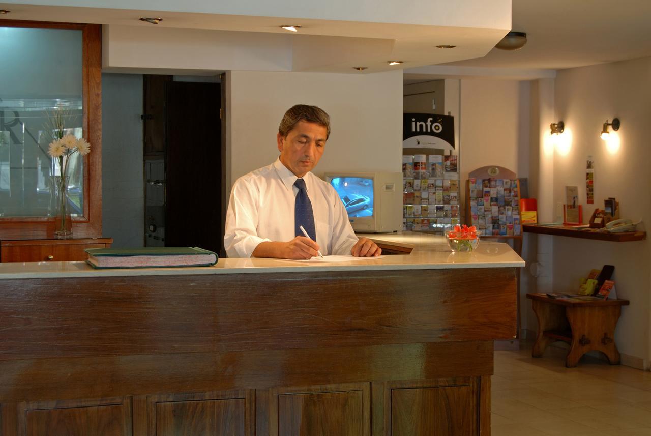 Hotel San Rafael エクステリア 写真